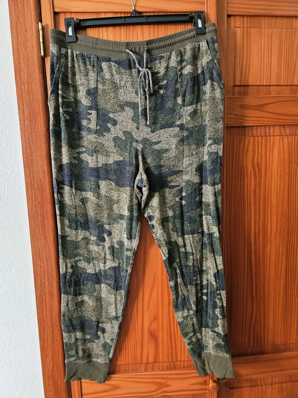 Lucky Brand Olive & Navy Camo Joggers